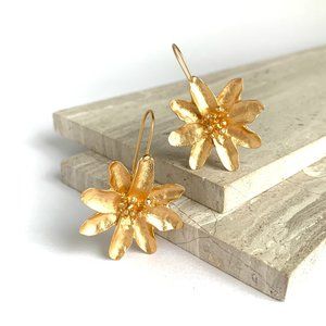 New ~ Anthropologie Gold Garden Flower Earrings